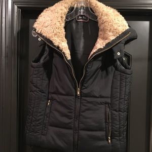 Puffer vest with Sherpa Collar